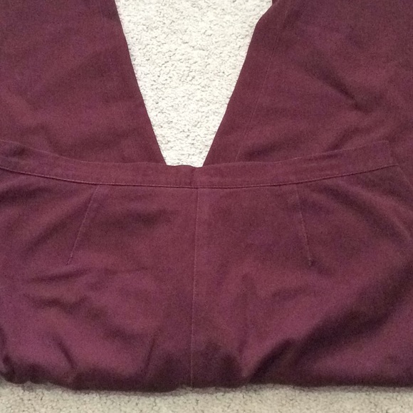 Jones Sport stretch burgundy stretch jeans - Picture 2 of 5